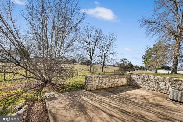 $250,000 | 2401 Belair Drive, Dover, PA 17315