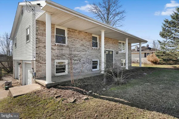 $250,000 | 2401 Belair Drive, Dover, PA 17315