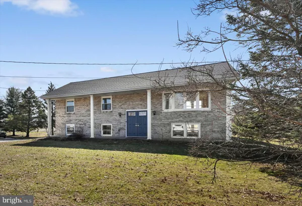 $250,000 | 2401 Belair Drive, Dover, PA 17315