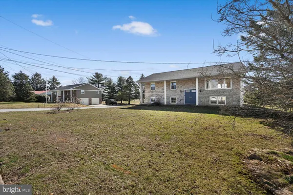 $250,000 | 2401 Belair Drive, Dover, PA 17315