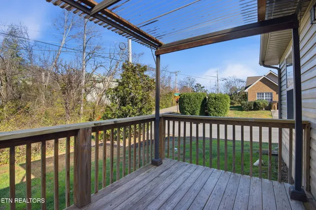 $259,900 | 3513 Valley Stream Way, Knoxville, TN 37917