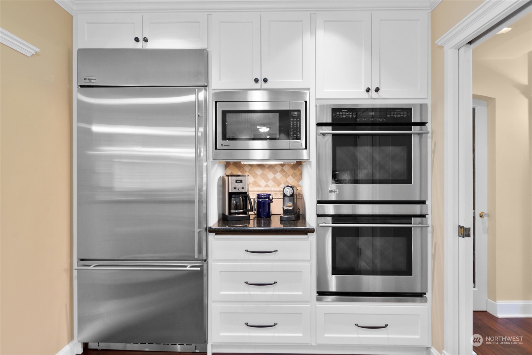 7828 192nd Place Southwest Edmonds, WA 98026 - Photo 14 of 40 Gallery Image 14
