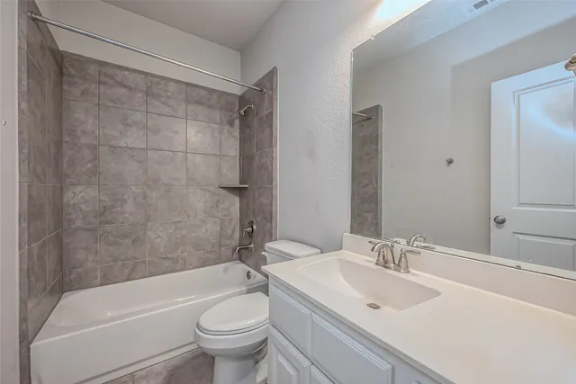 $3,350 | 3435 Millhouse Point Way, Richmond, TX 77406