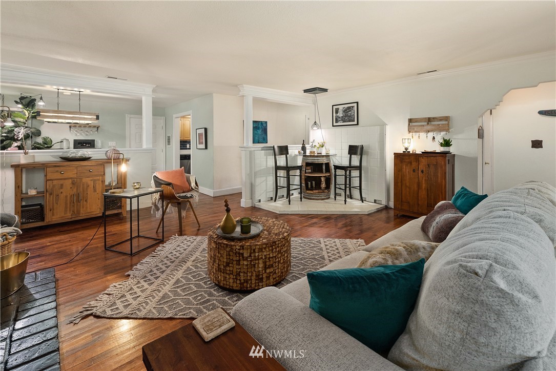 19044 Southeast 161st Street Renton, WA 98058 - Photo 11 of 40 Gallery Image 11