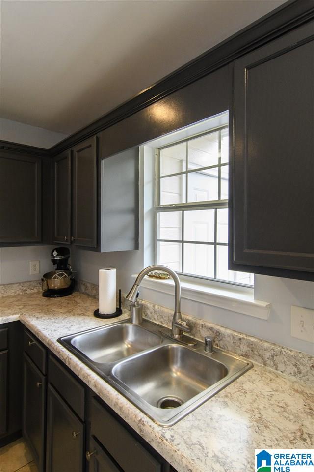 214 Willow Point Circle Alabaster, AL 35007 - Photo 12 of 33