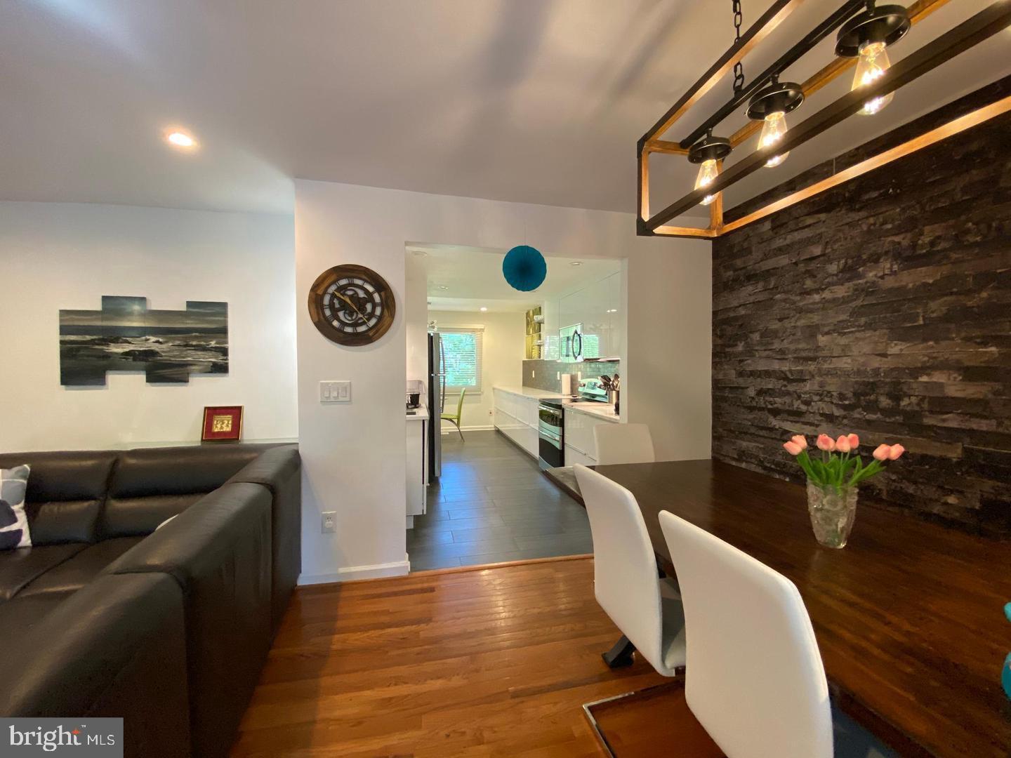 2269 Wheelwright Court Reston, VA 20191 - Photo 6 of 16