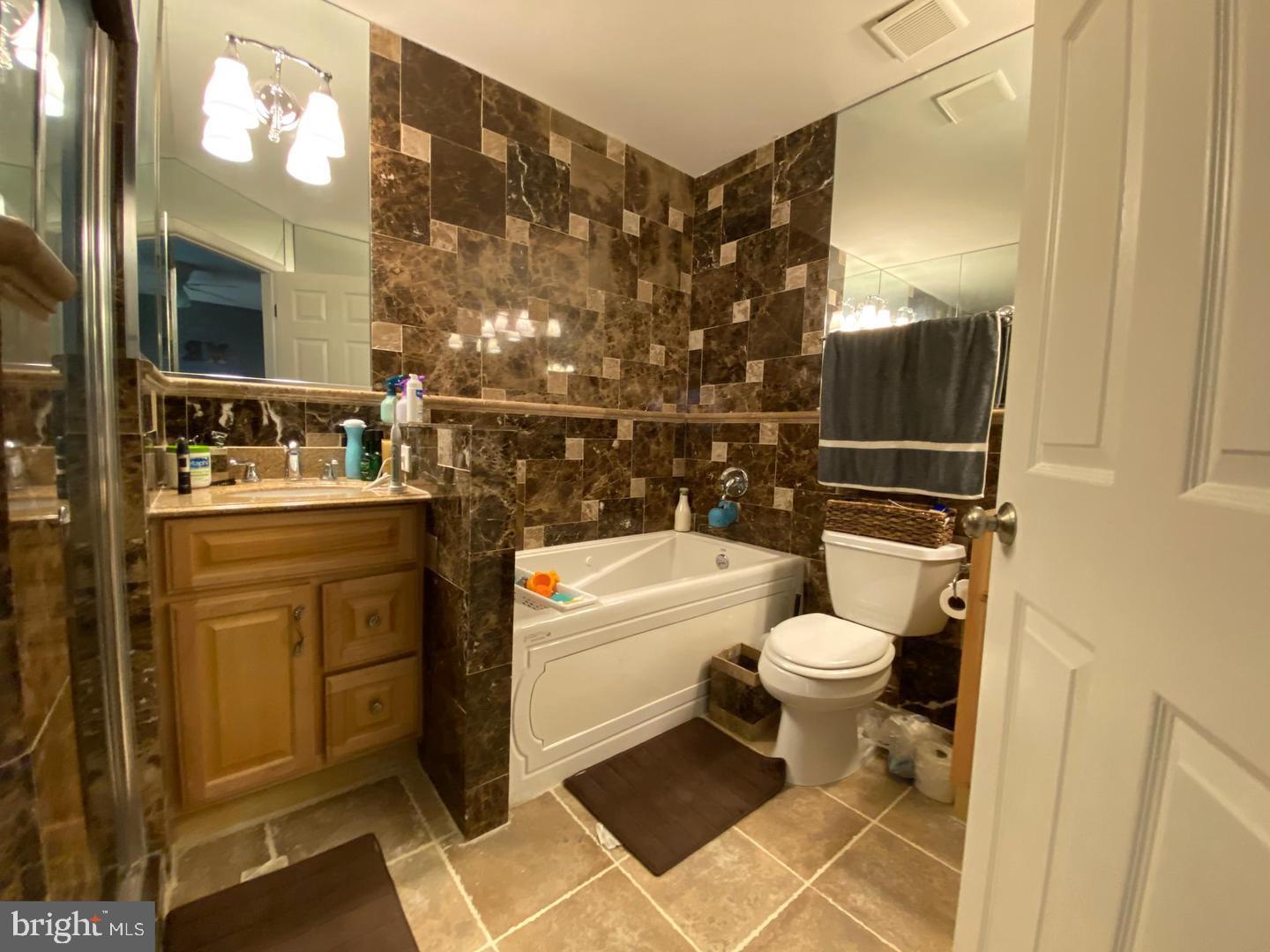 2269 Wheelwright Court Reston, VA 20191 - Photo 9 of 16