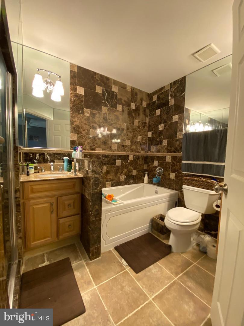 2269 Wheelwright Court Reston, VA 20191 - Photo 10 of 16