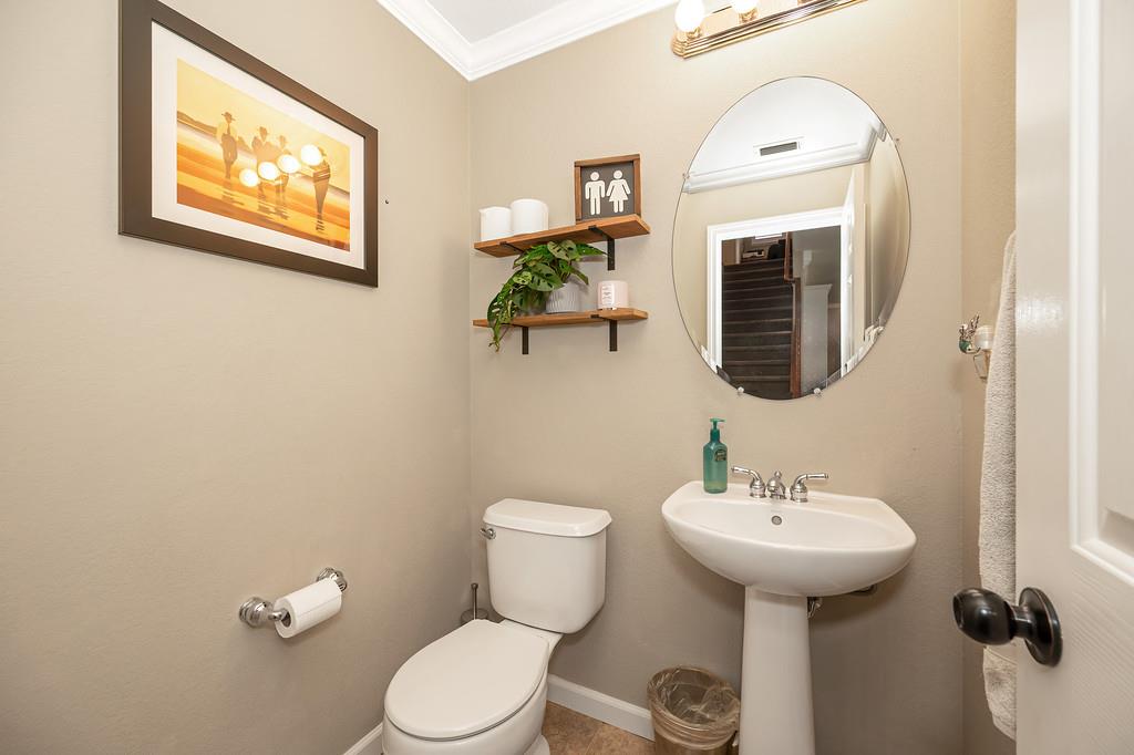 7637 Colbert Drive Rancho Murieta, CA 95683 - Photo 6 of 52