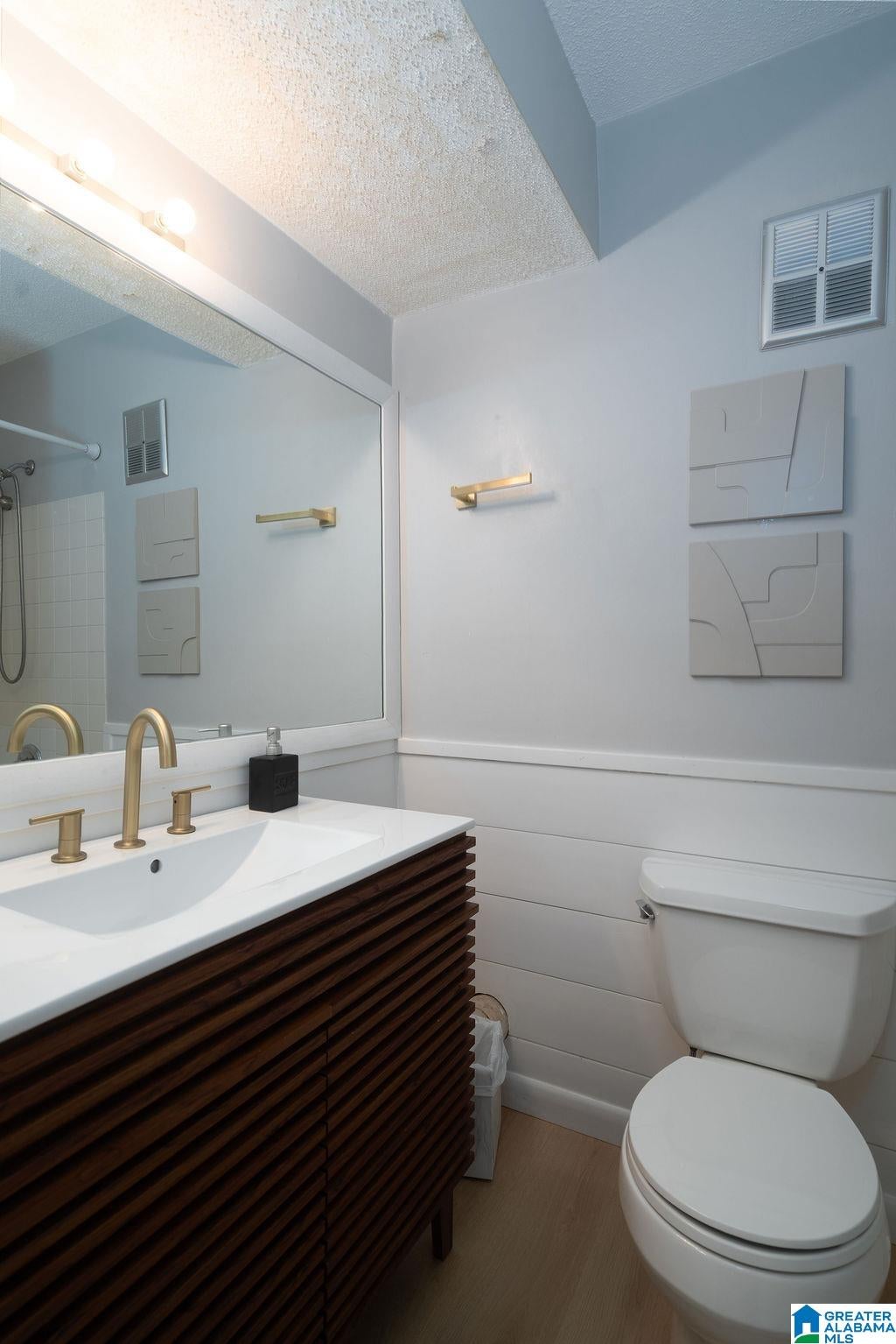 3350 Altamont Road South, Unit D2 Birmingham, AL 35205 - Photo 21 of 27 Gallery Image 21