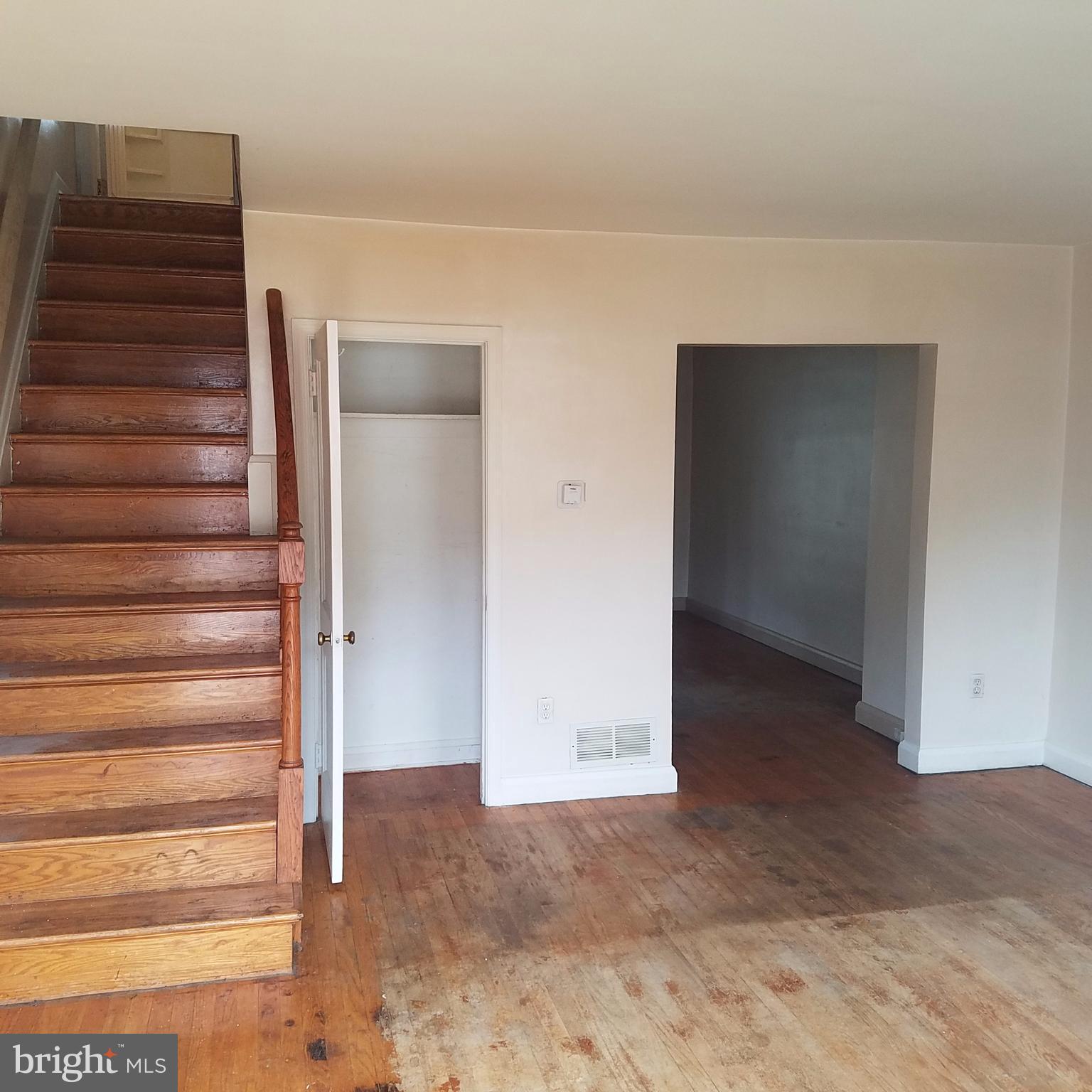 319 Grovethorn Road Baltimore, MD 21220 - Photo 3 of 12 Interior (General)