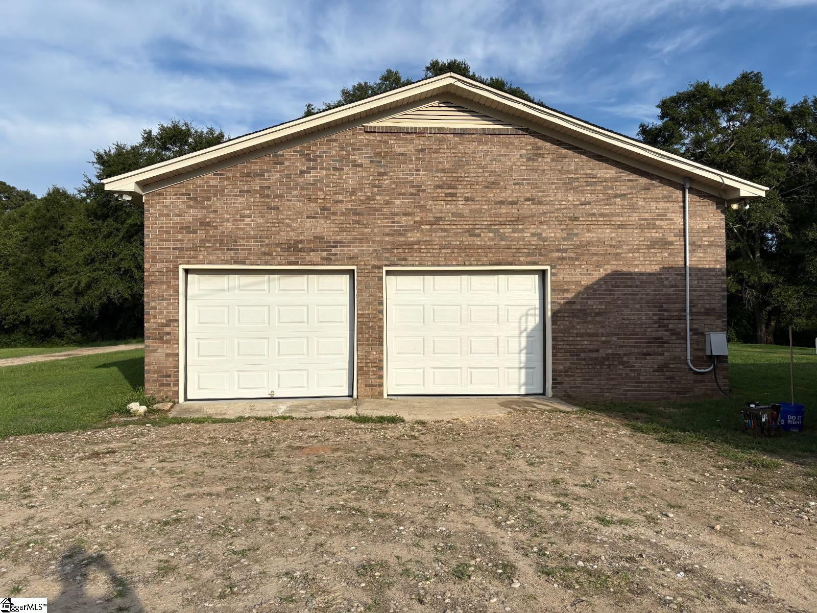 1784 Bush River Road Newberry, SC 29108 - Photo 4 of 50 Gallery Image 4