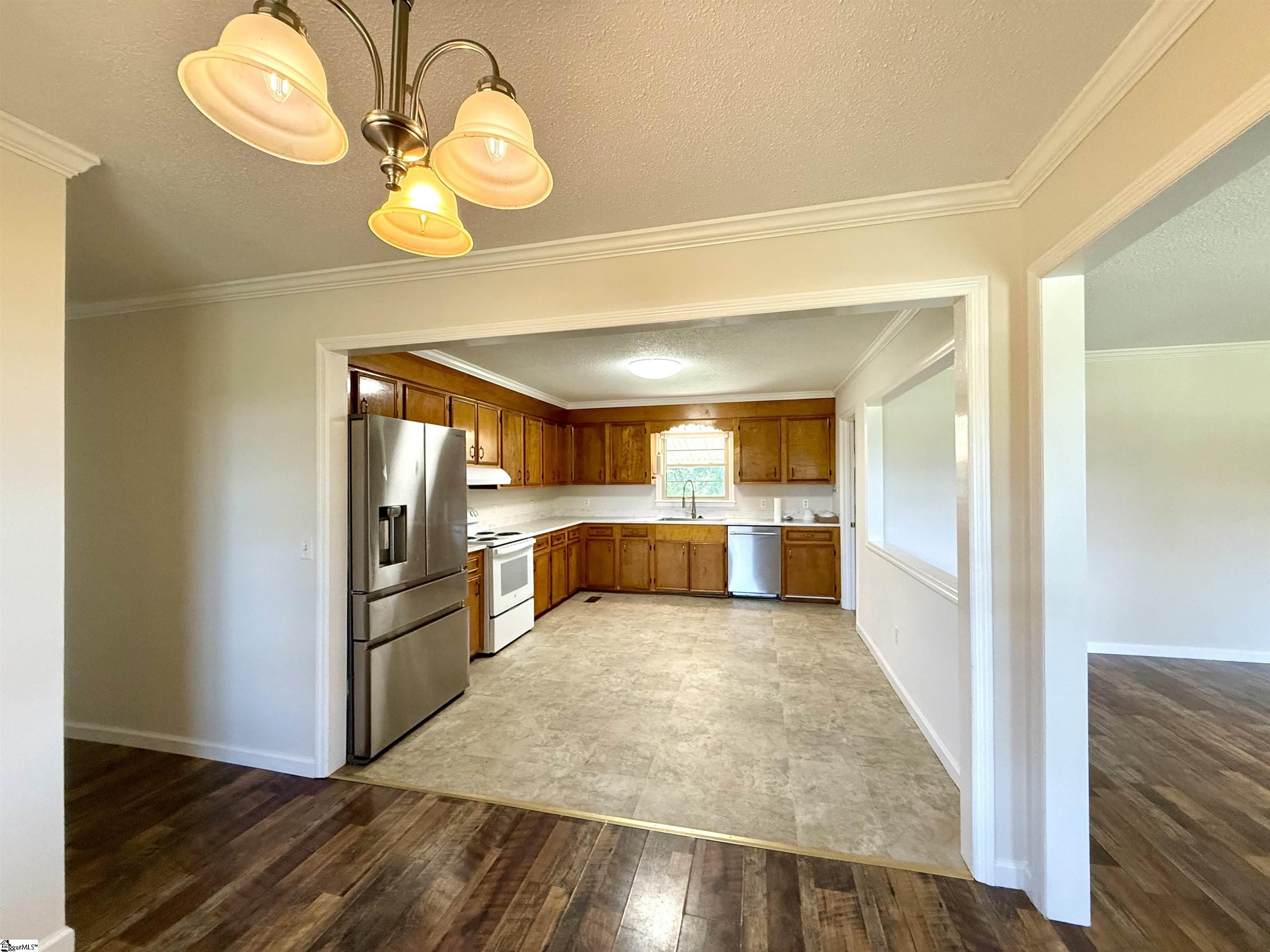 1784 Bush River Road Newberry, SC 29108 - Photo 10 of 50 Gallery Image 10