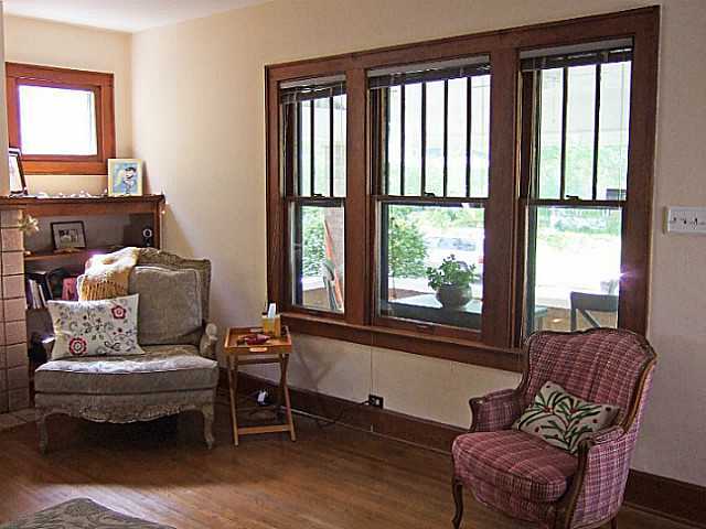 98 Tibet Road Columbus, OH 43202 - Photo 3 of 16