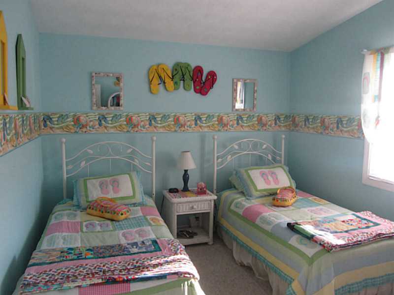 660 Point Judith Road, Unit B1 Narragansett, RI 02882 - Photo 19 of 25 Bedroom.