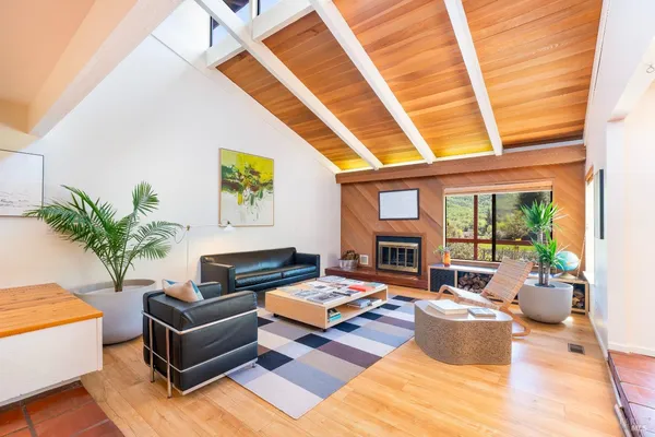 $1,950,000 | 2200 McNab Ranch Road, Ukiah, CA 95482