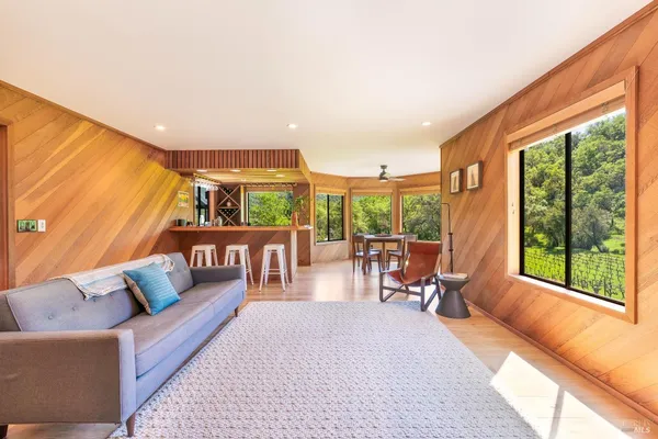 $1,950,000 | 2200 McNab Ranch Road, Ukiah, CA 95482