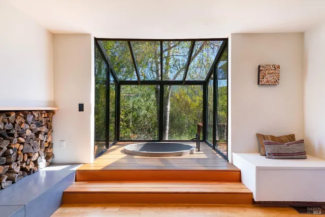 $1,950,000 | 2200 McNab Ranch Road, Ukiah, CA 95482