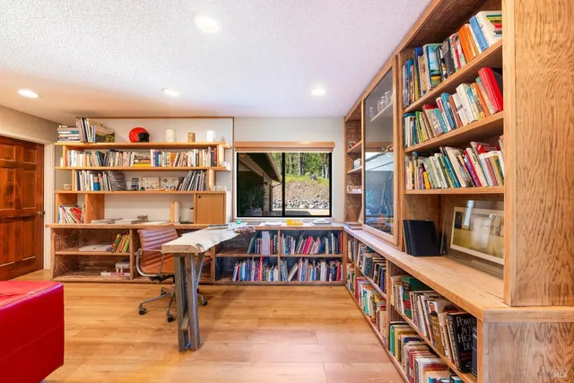 $1,950,000 | 2200 McNab Ranch Road, Ukiah, CA 95482