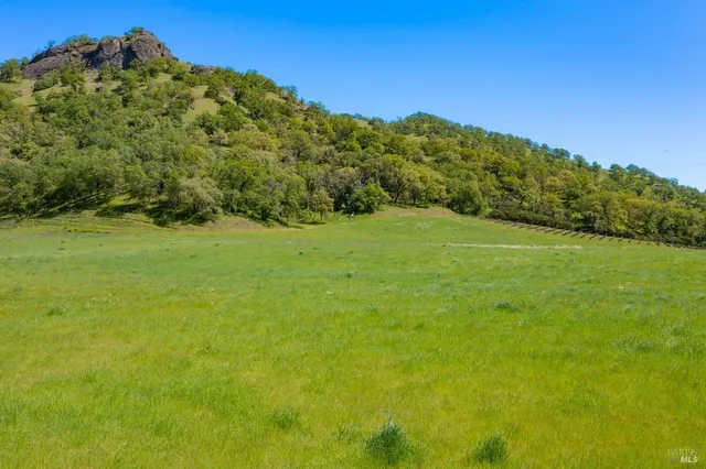 $1,950,000 | 2200 McNab Ranch Road, Ukiah, CA 95482