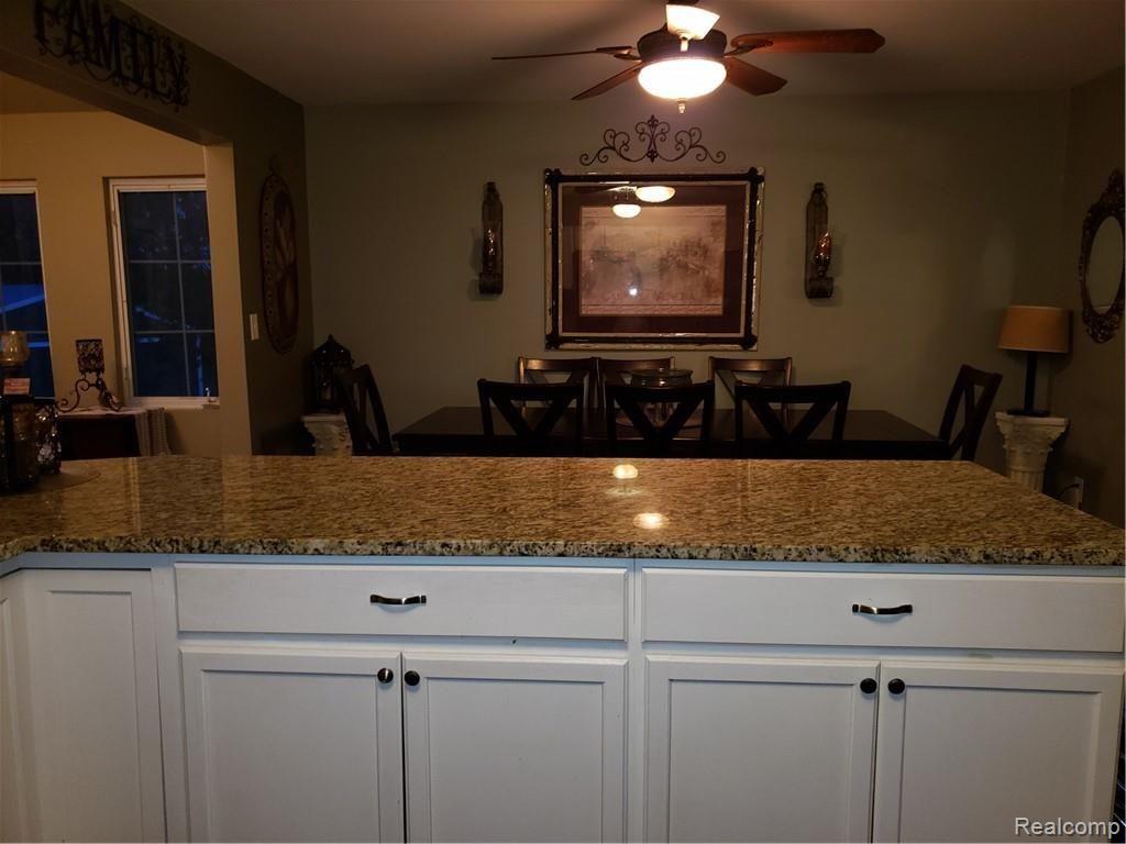 6504 Byron Road Howell, MI 48855 - Photo 10 of 36 20190505_205818.jpg
