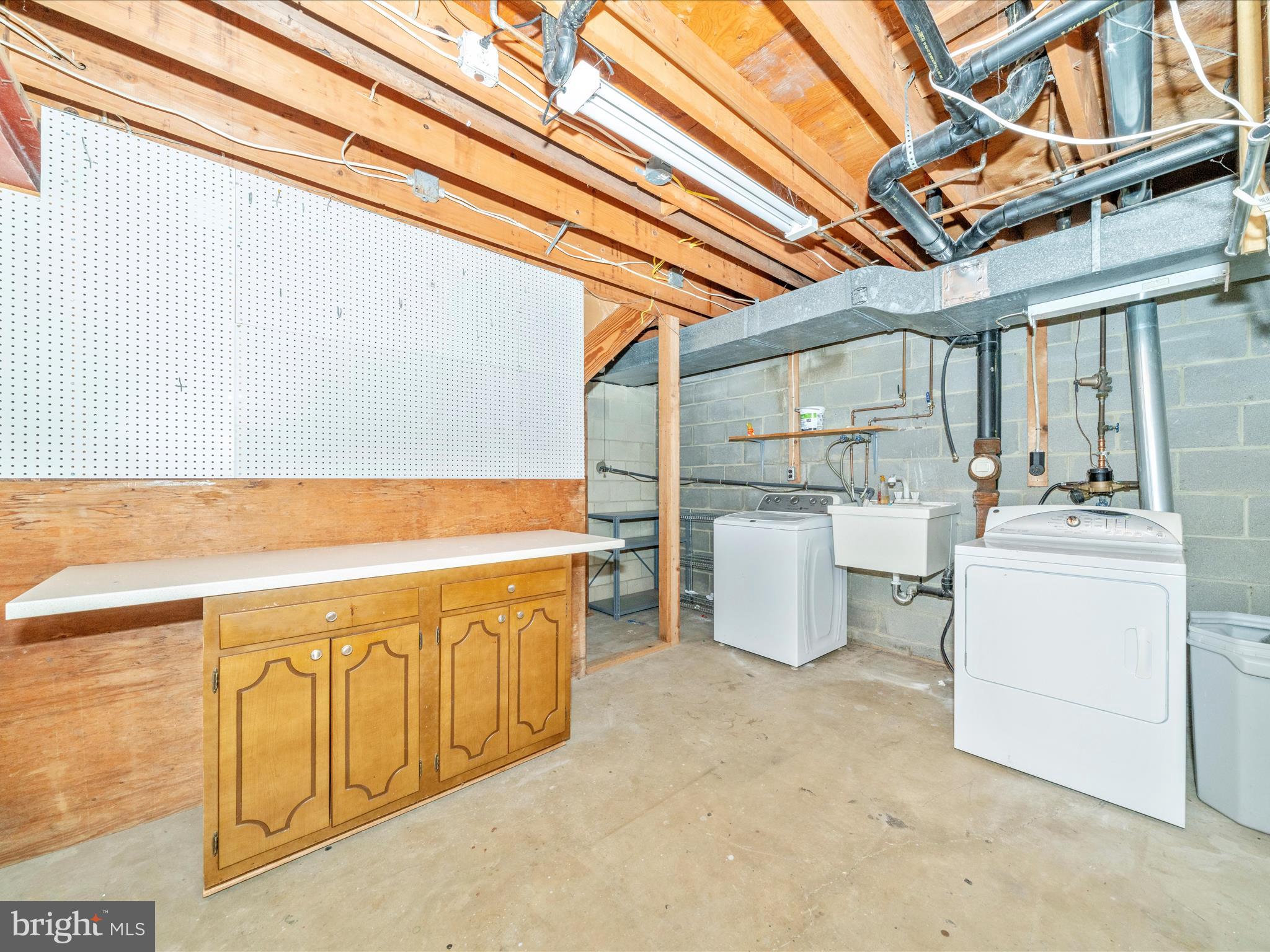 7019 Fitzpatrick Drive Laurel, MD 20707 - Photo 45 of 59 Laundry Area