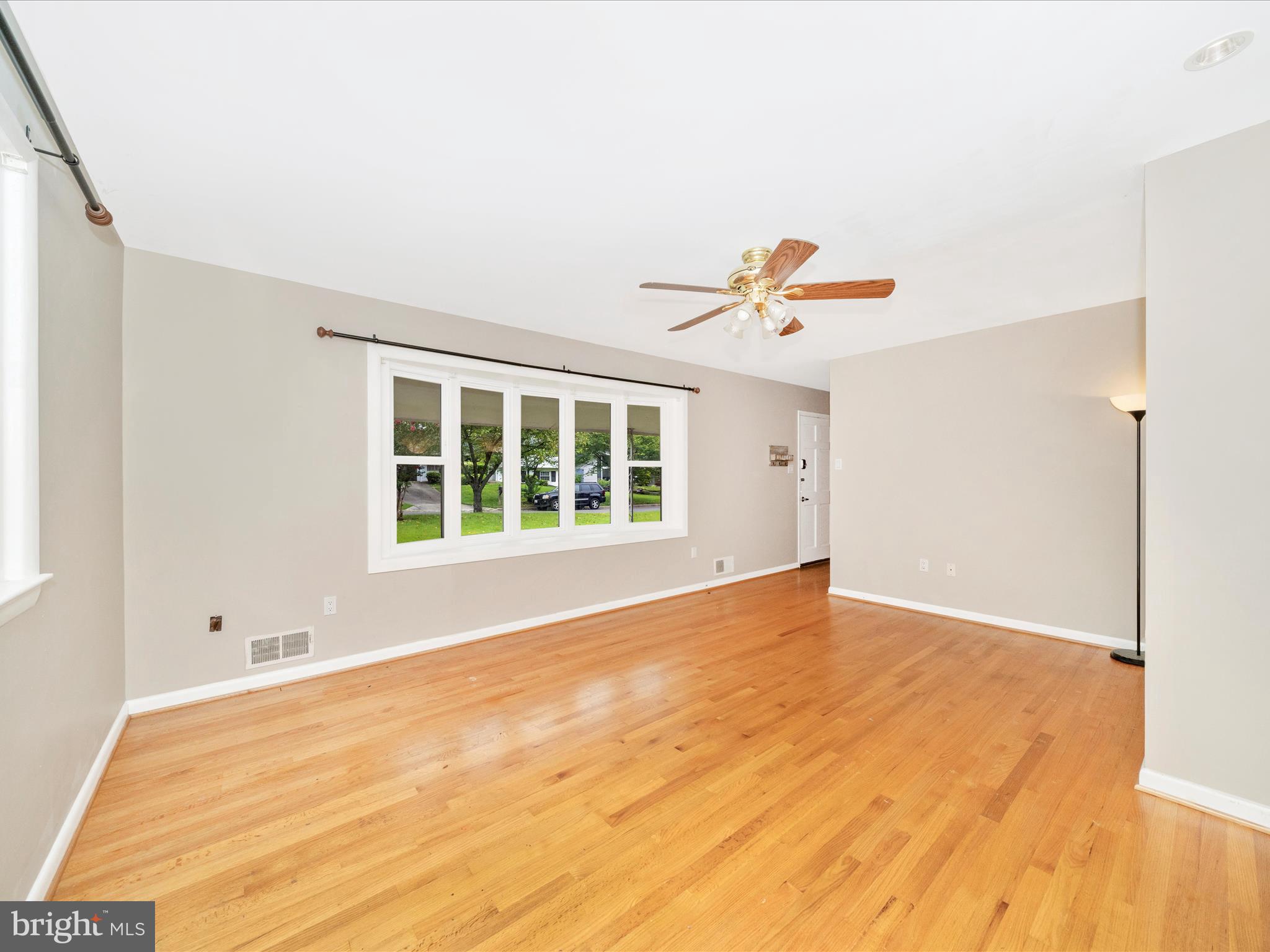 7019 Fitzpatrick Drive Laurel, MD 20707 - Photo 10 of 59 a view of an empty room with a window
