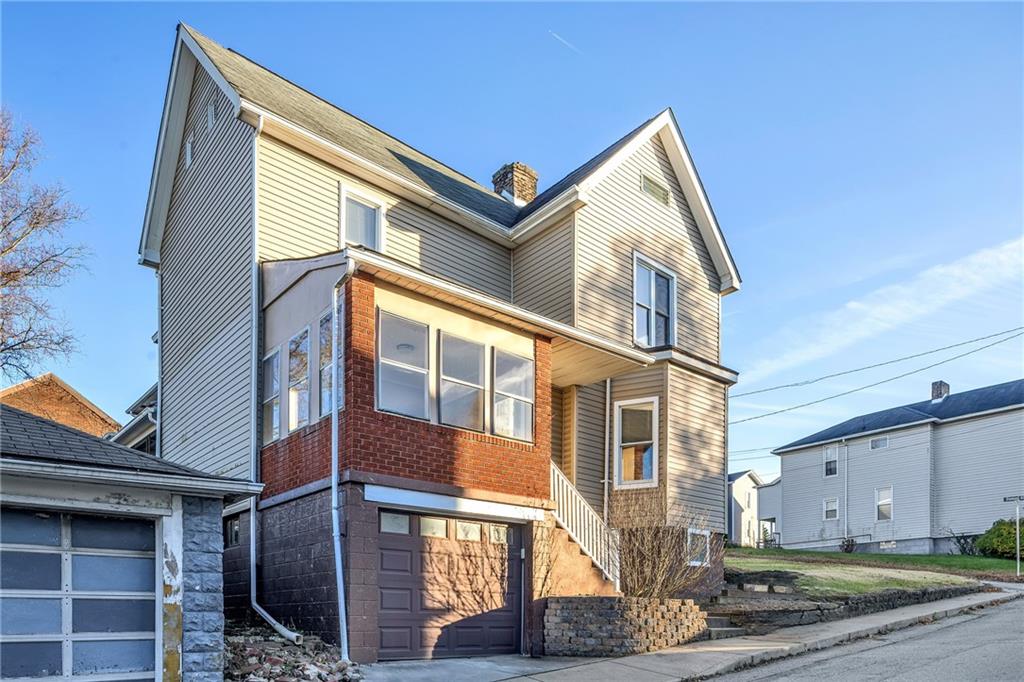 303 Maple Street Irwin, PA 15642 - Photo 2 of 29 Gallery Image 2