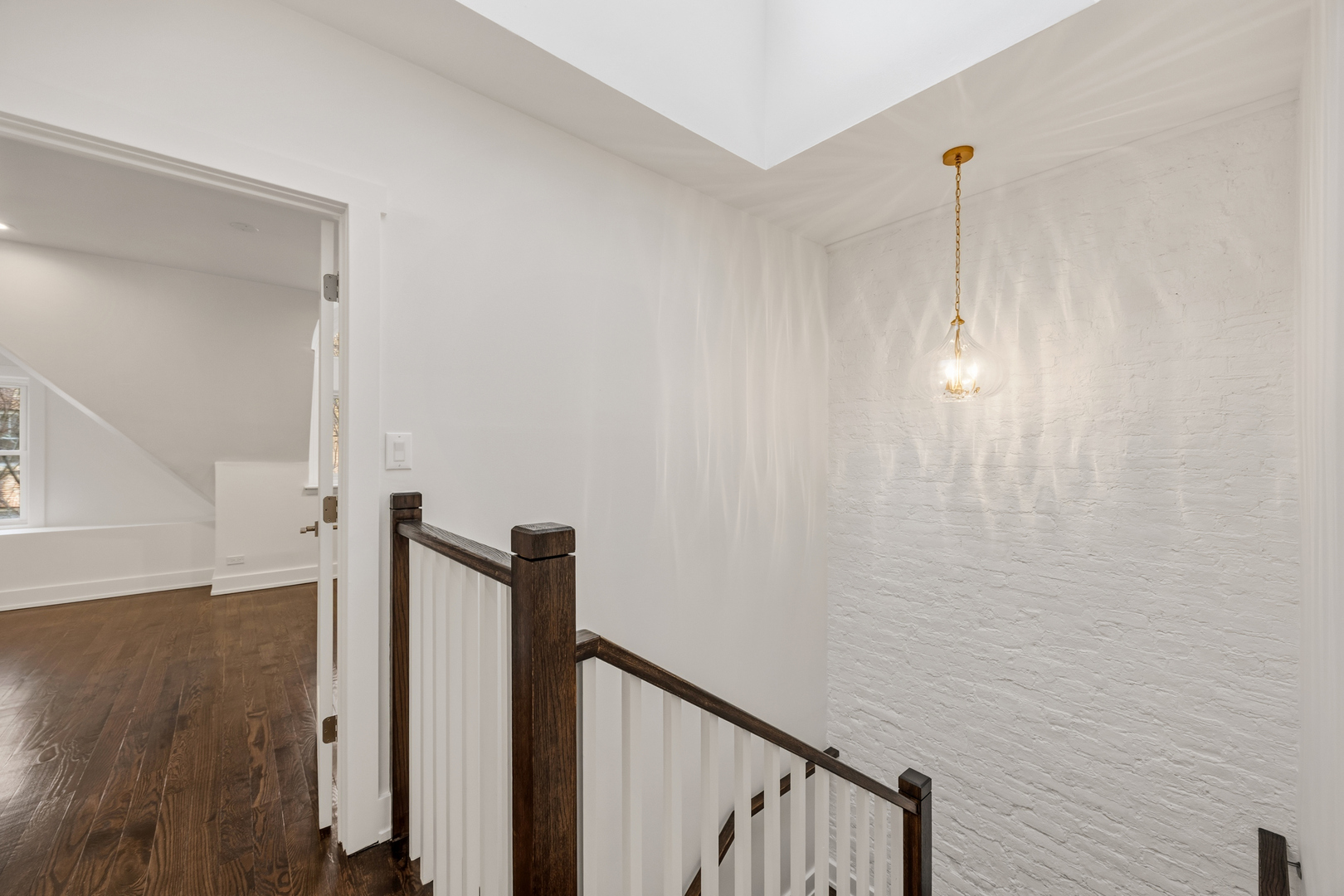 2107 North Clark Street Chicago, IL 60614 - Photo 26 of 39