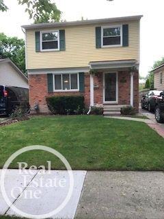 2050 Hampton Road Grosse Pointe Woods, MI 48236 - Photo 1 of 27