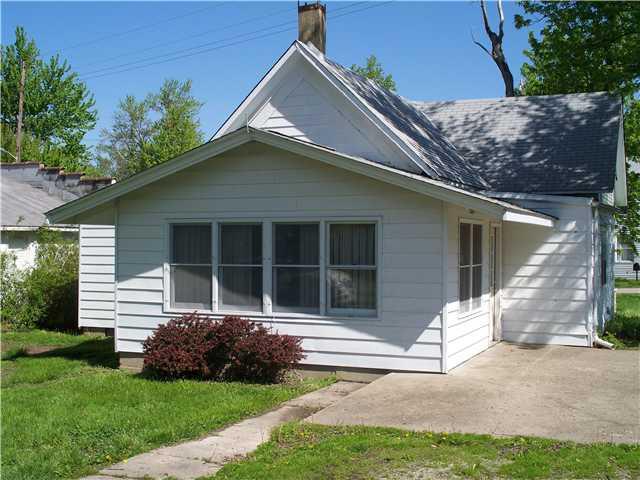7771 East Blue Ridge Road Shelbyville, IN 46176 - Photo 2 of 11