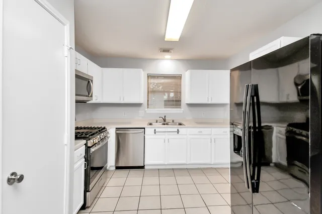 $2,200 | 3919 Rolling Springs Lane, Katy, TX 77449