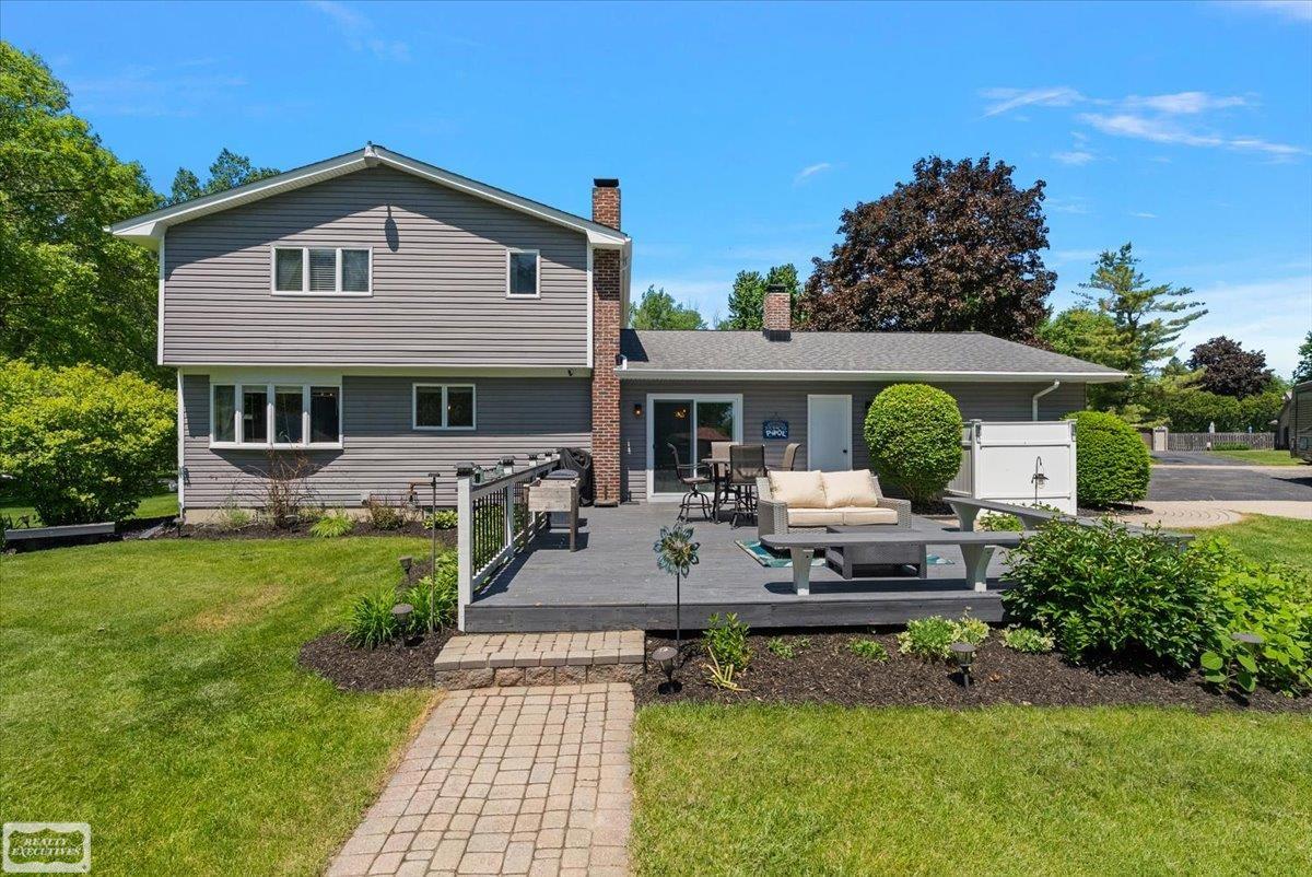 9780 Klais Road Clarkston, MI 48348 - Photo 17 of 60