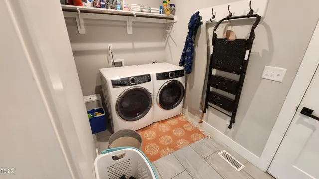 $2,195 | 546 Carolina Oaks Avenue, Smithfield, NC 27577