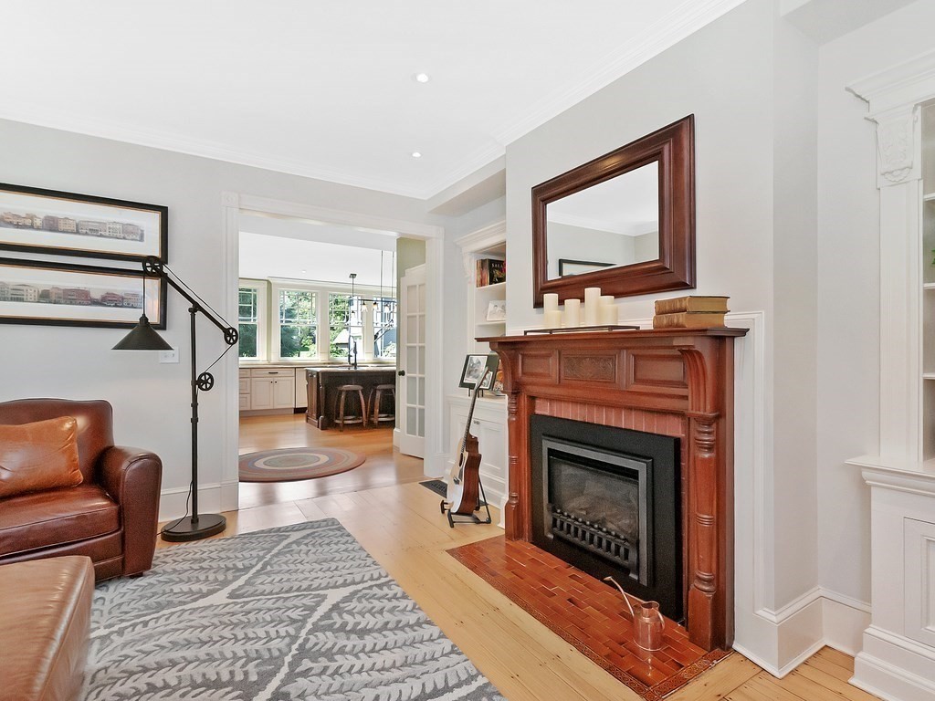 58 Page Road Newton, MA 02460 - Photo 6 of 32