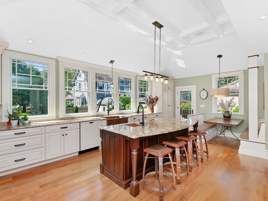 58 Page Road Newton, MA 02460 - Photo 7 of 32