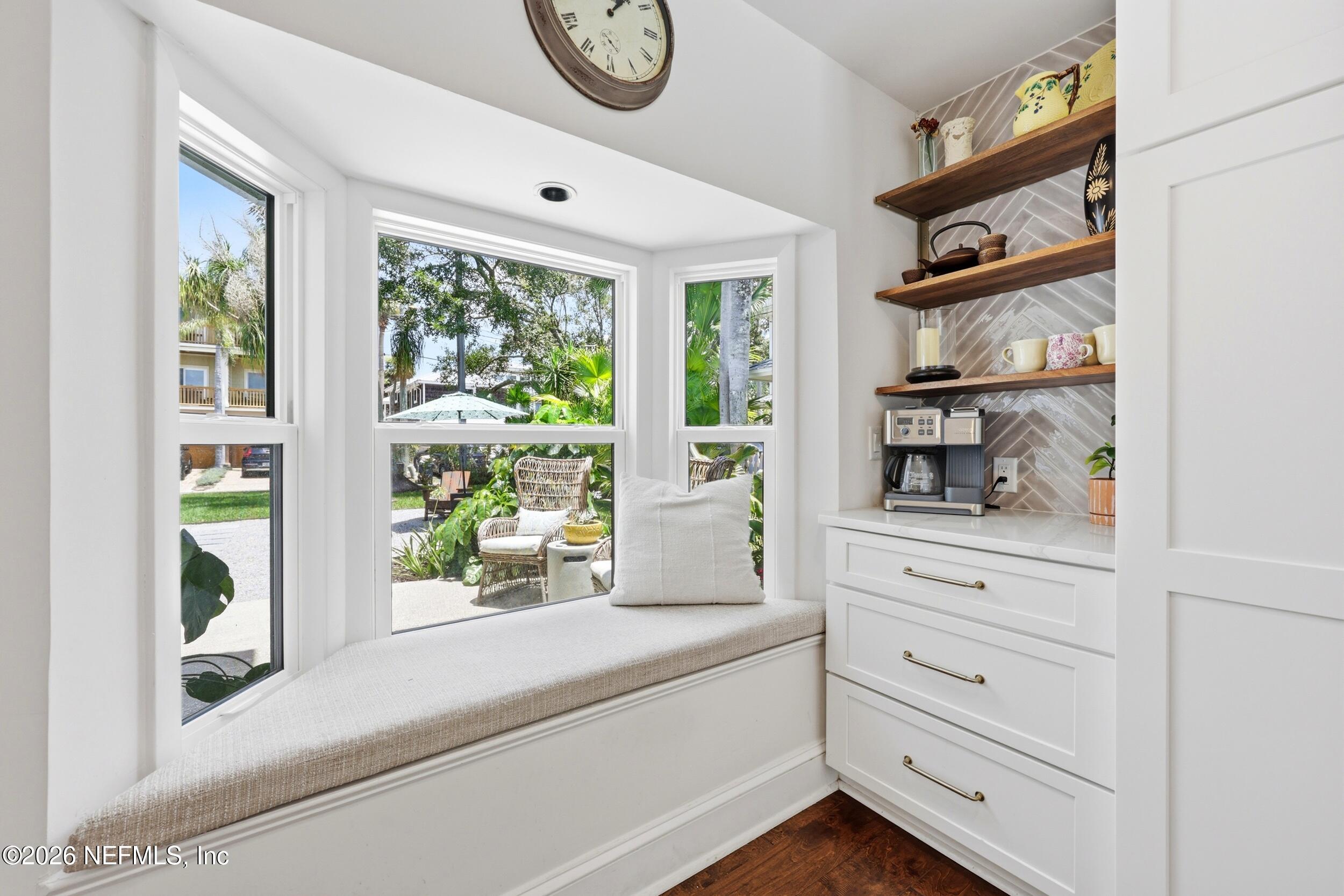 314 9th Street Atlantic Beach, FL 32233 - Photo 10 of 45 Window Seat