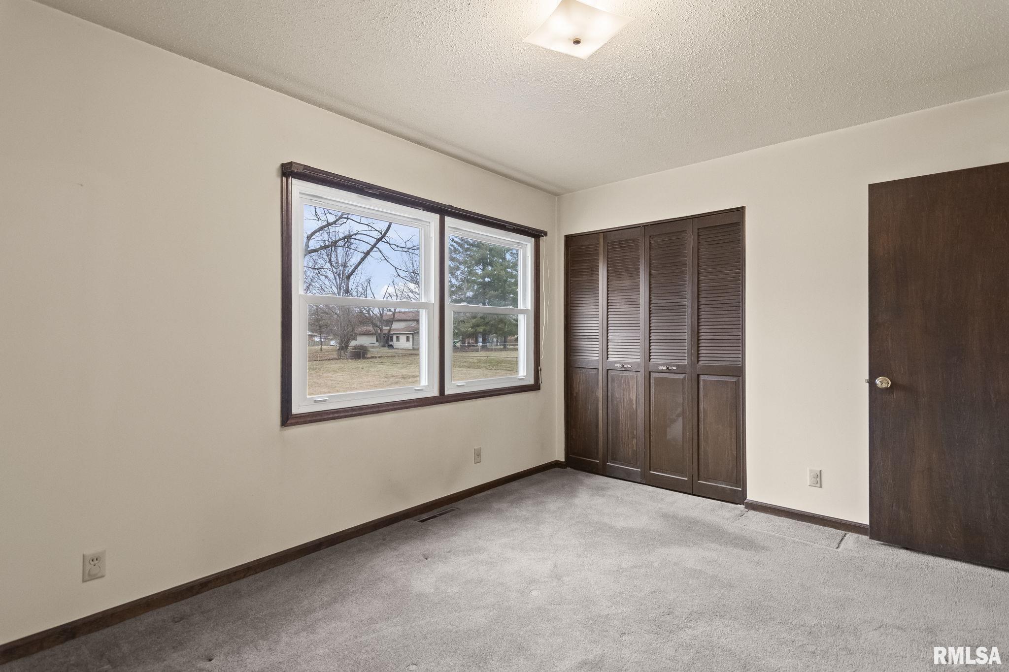 205 Pakey Road Springfield, IL 62712 - Photo 21 of 40