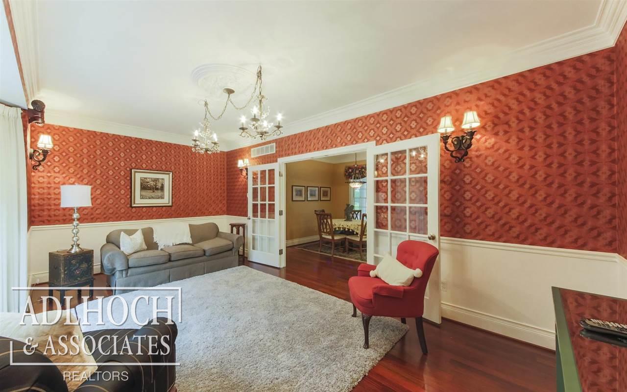920 Shoreham Road Grosse Pointe Woods, MI 48236 - Photo 10 of 39