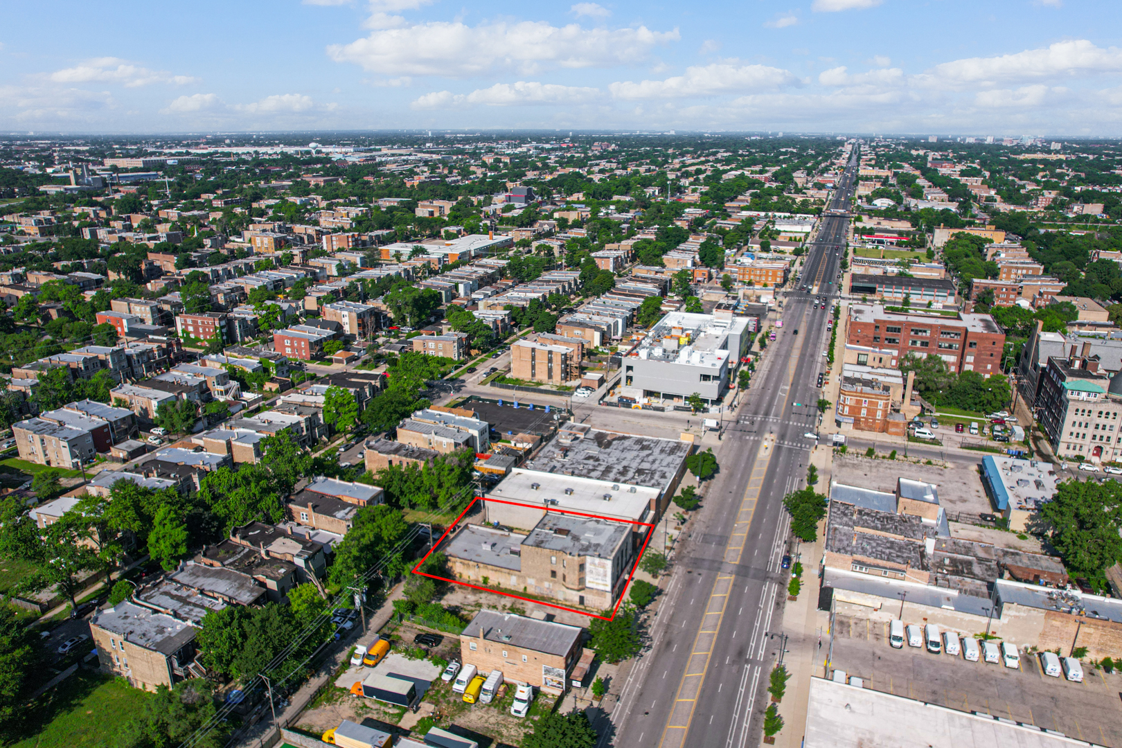 4231 West Madison Street Chicago, IL 60624 - Photo 9 of 19 an aerial view of a city with lots of residential buildings