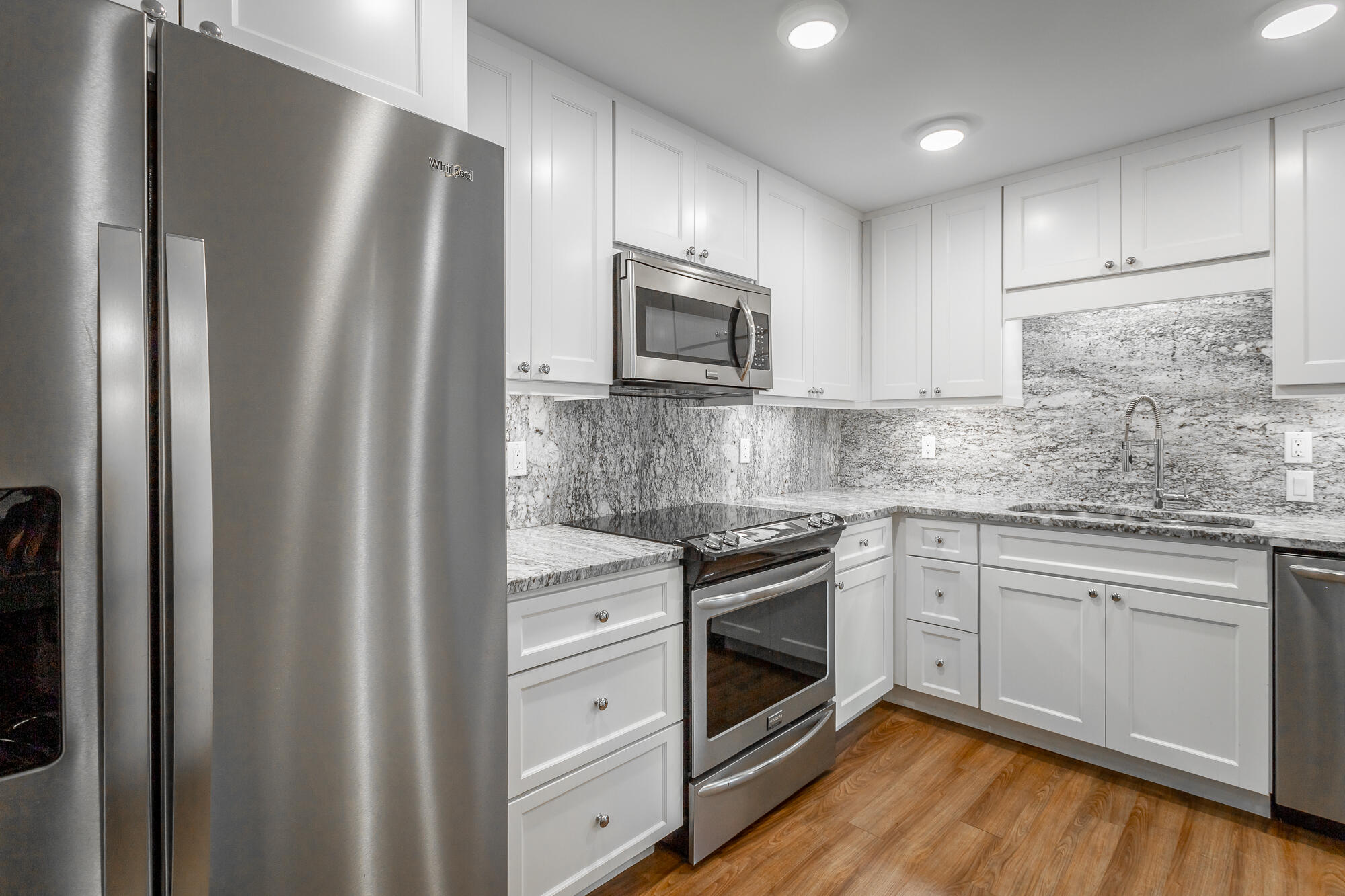 1131 Stringers Ridge Road, Unit 14E Chattanooga, TN 37405 - Photo 26 of 62 1131 Stringers Ridge Road Unit 14 E HD-3