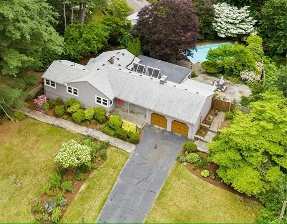 18 Old Farm Road Wayland, MA 01778 - Photo 1 of 21 Gallery Image 1
