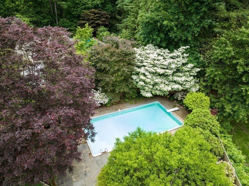 18 Old Farm Road Wayland, MA 01778 - Photo 19 of 21 Gallery Image 19