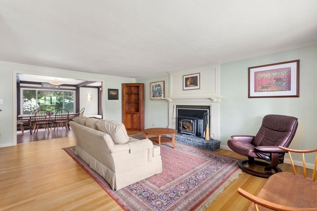 18 Old Farm Road Wayland, MA 01778 - Photo 7 of 21 Gallery Image 7