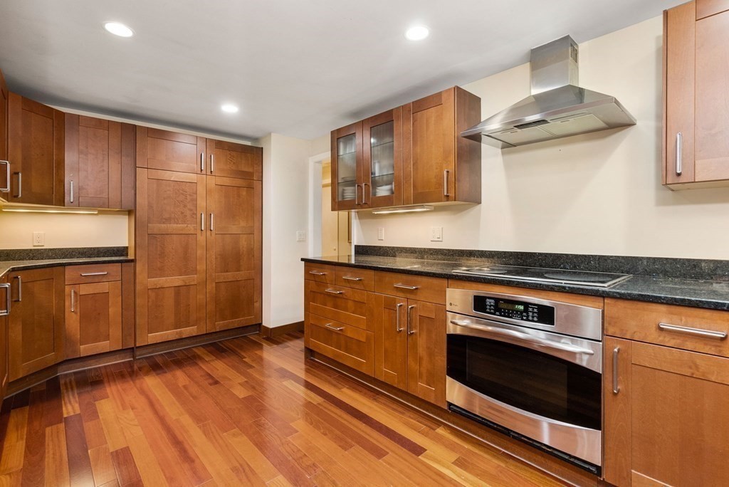 18 Old Farm Road Wayland, MA 01778 - Photo 9 of 21 Gallery Image 9