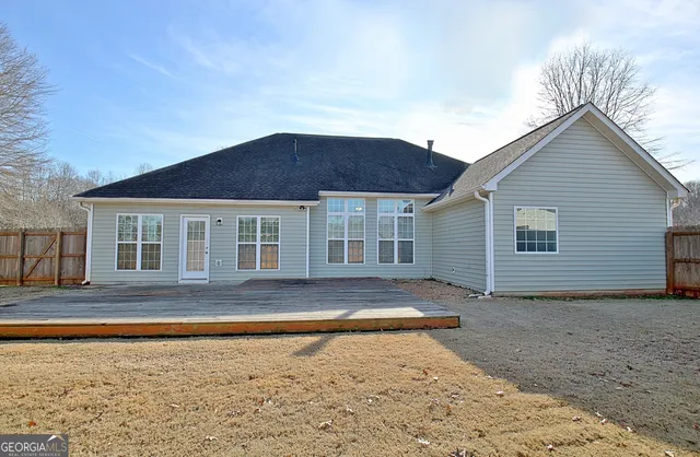 $409,900 | 15 Autumn Creek, Senoia, GA 30276