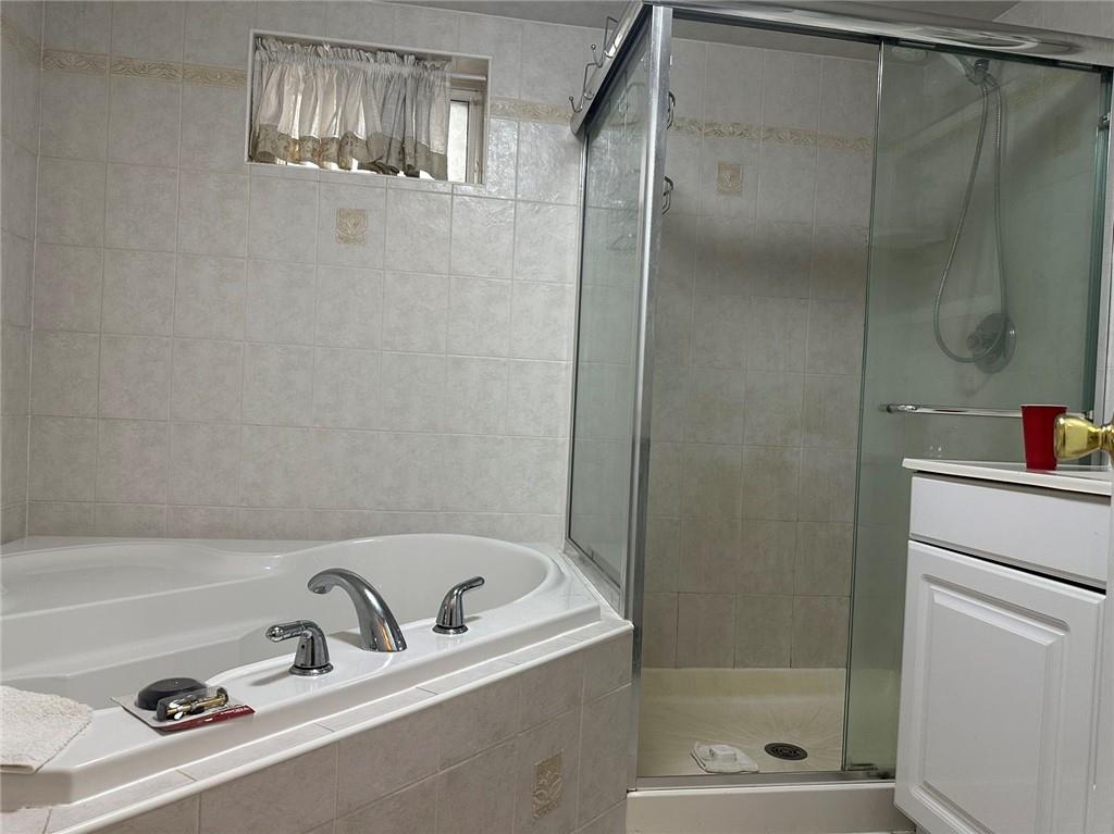 2211 West 8th Street Brooklyn, NY 11223 - Photo 7 of 12