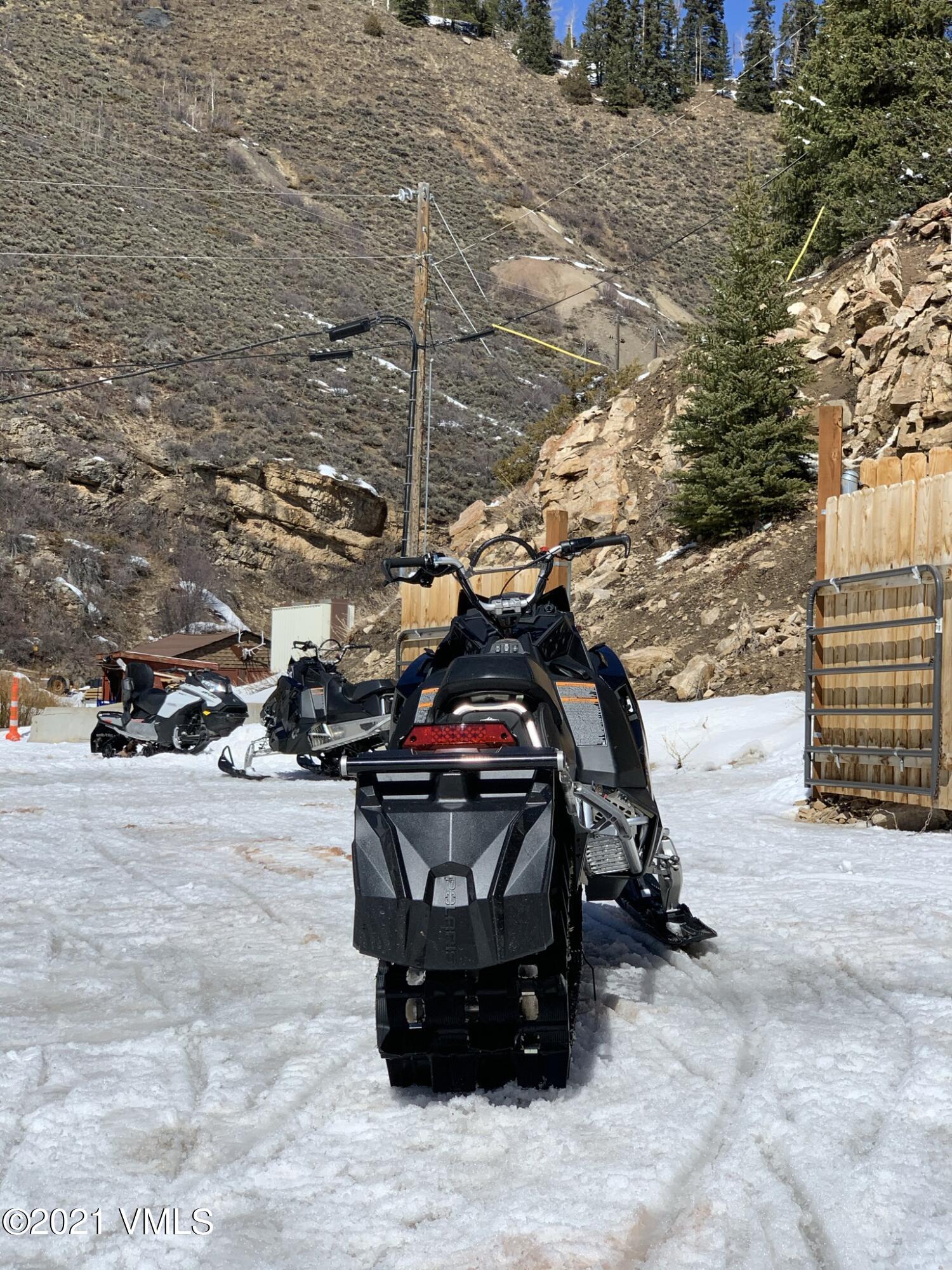 497 Eagle Street Red Cliff, CO 81649 - Photo 12 of 17 a view of outdoor space and deck