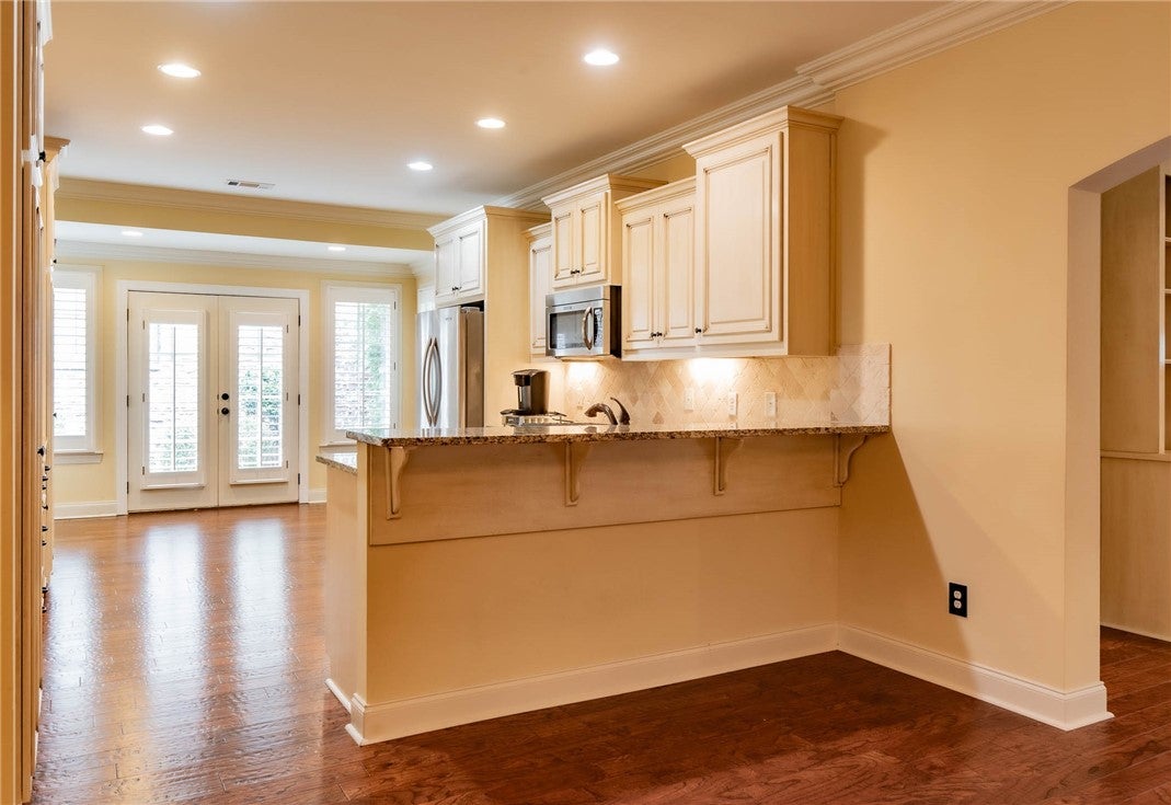1794 Covington Ridge, Unit 104 Auburn, AL 36830 - Photo 8 of 32 Gallery Image 8