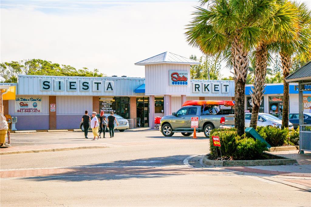 7425 Midnight Pass Road Sarasota, FL 34242 - Photo 16 of 19 Gallery Image 16